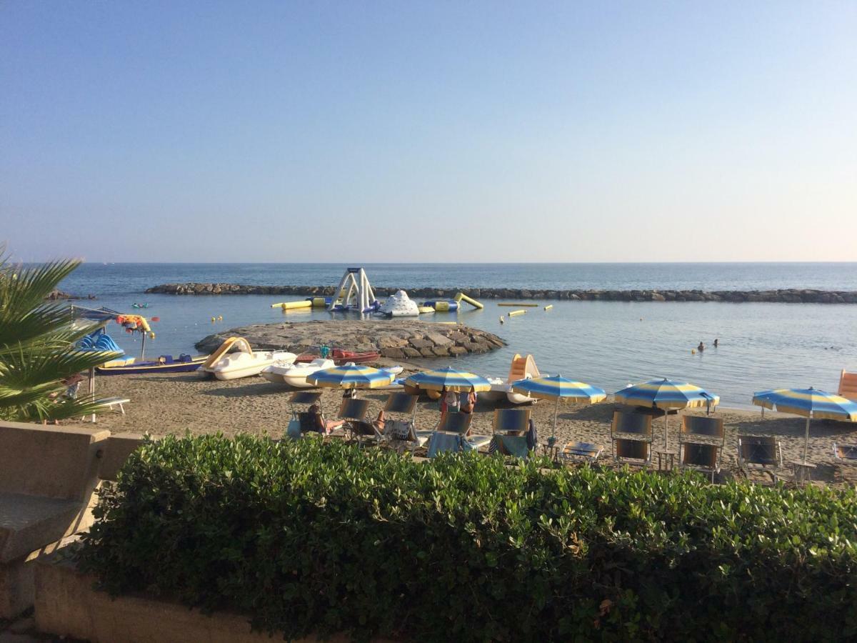 Bistrot del mare Santo Stefano al Mare Exterior foto